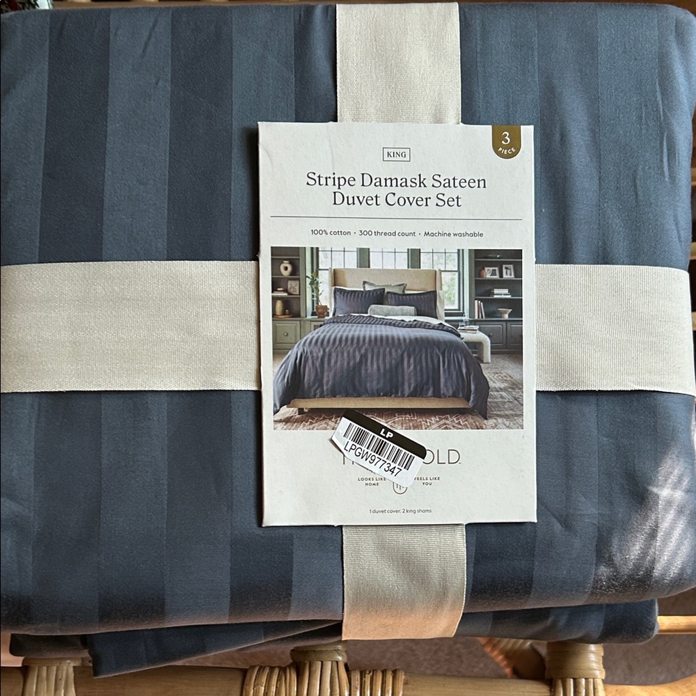 Threshold King Stripe Damask Sateen Duvet Cover Set - Blue